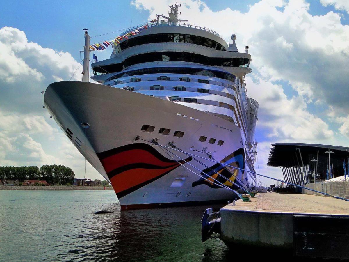 Vormann Jantzen, Direkt Am Leuchtturm Apartman Rostock Kültér fotó