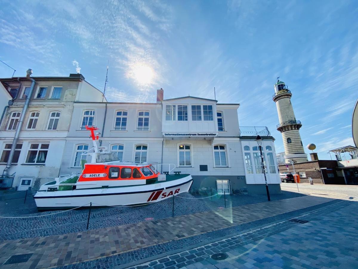 Vormann Jantzen, Direkt Am Leuchtturm Apartman Rostock Kültér fotó