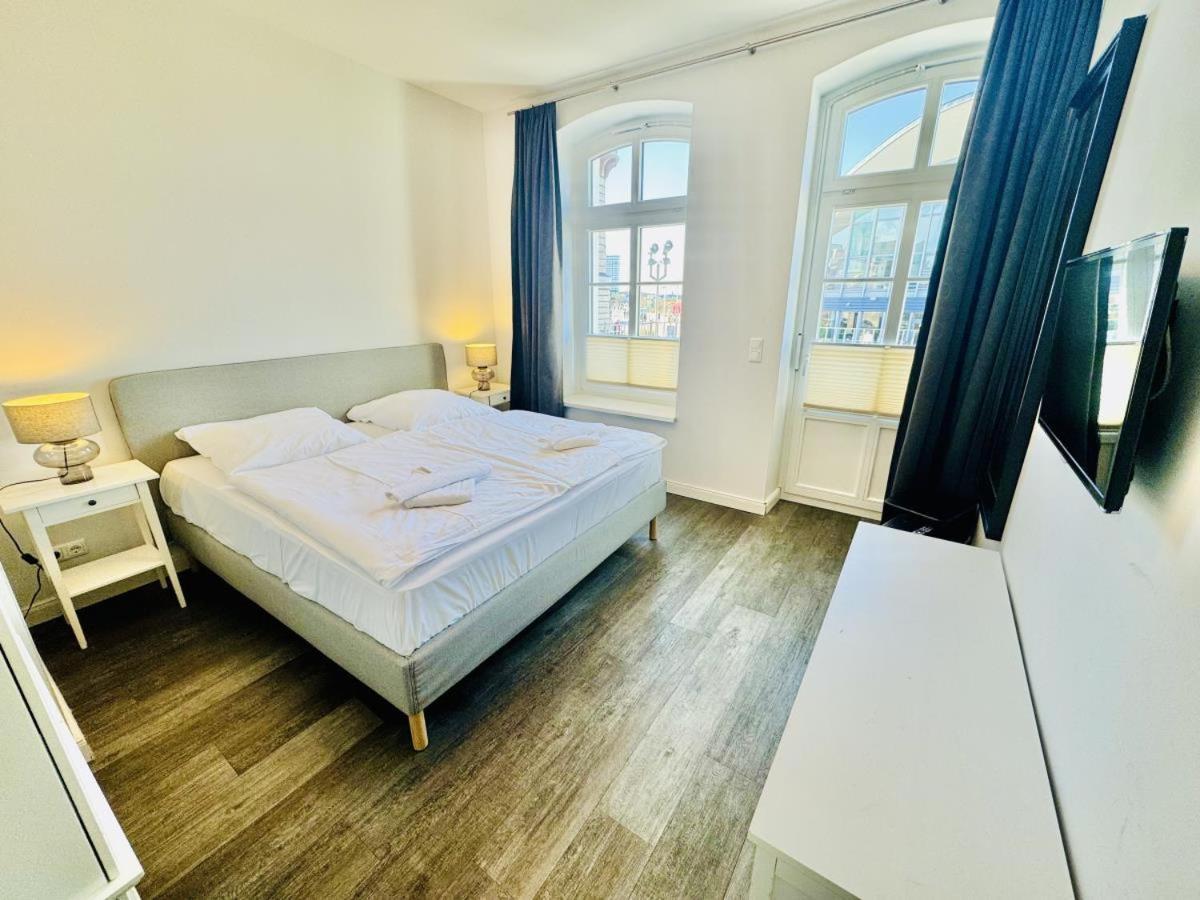 Vormann Jantzen, Direkt Am Leuchtturm Apartman Rostock Kültér fotó